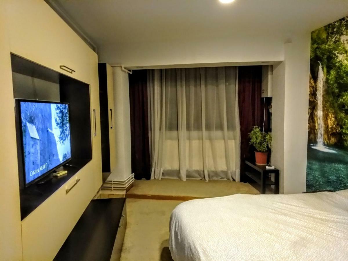 Cozy Downtown Oasis Apartment บูคาเรสต์ ภายนอก รูปภาพ